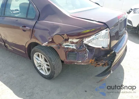 2011 Ford Fusion S из США, поврежденный, VIN 3FAHP0GA7BR296365